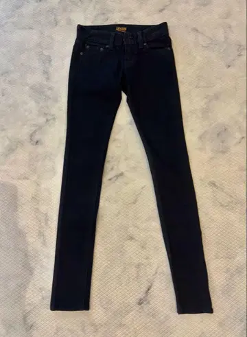 시착만 한 상품 MOUSSY 마우지 블랙스 스키니 데님 23인치