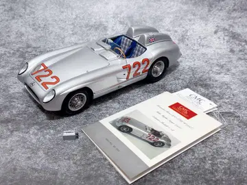 CMC 1/18 메르세데스-벤츠 300SLR w196s