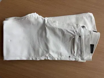 ZARA 화이트 스키니 핏 데님 팬츠