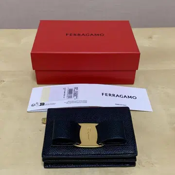 FERRAGAMO 바라 접이식 지갑 블랙