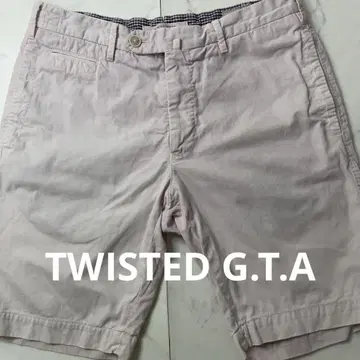 TWISTED G.T.A 옅은 핑크 숏팬츠 루마니아산