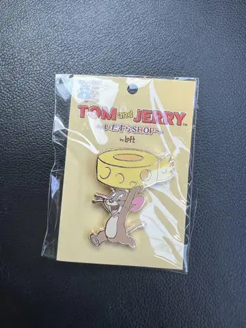 로프트 한정판 톰과 제리 핀 배지