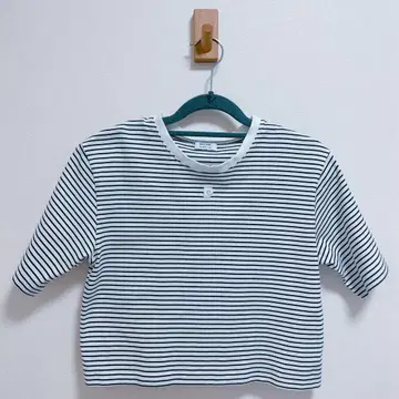 [프레이 아이디] Pierre Cardin 로고 tee