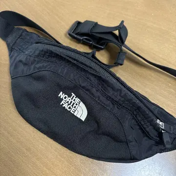 THE NORTH FACE 바디백 블랙