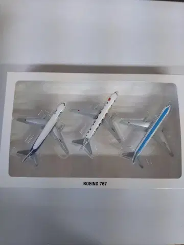 ANA 꿈의 제트기 취항 기념 BOEING 767 피규어 세트