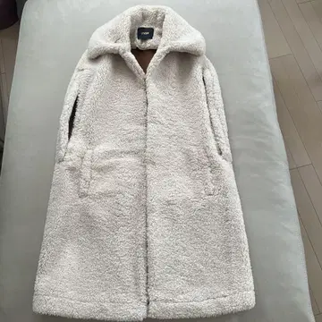 maje 보아 롱 코트 크림색