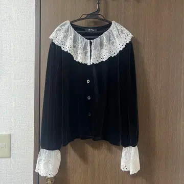 [ Meridian ] 벨로아 상의 ( 블라우스 )