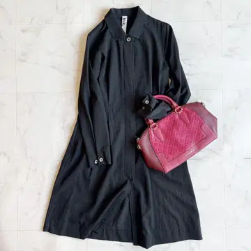 MHL 울 개버딘 턱 플레어 프론트 오픈 원피스 코트 블랙