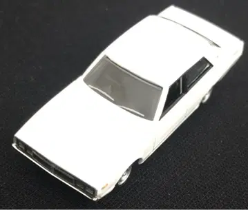 NISSAN SKYLINE 2000GT GC110 4door SEDAN