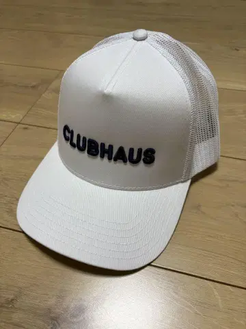완판템 CLUBHAUS 캡 화이트
