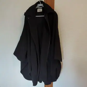 zucca 코트 블랙