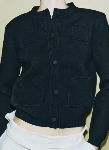 ZARA 플레인 니트 자켓 블랙 패드 부착