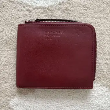 마가렛호웰 L자 지퍼 지갑