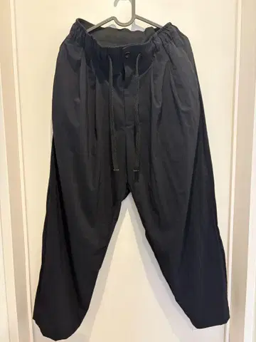 KAZUYUKI KUMAGAI ATTACHMENT 와이드 이지 팬츠