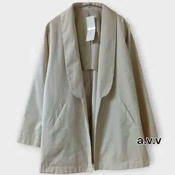 [택 포함] a.v.v 아이보리 자켓 / 가벼운 겉옷 M 사이즈