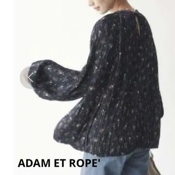 ADAM ET ROPE' / 클래시컬 플라워 플리츠 블라우스