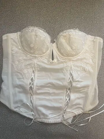 mirror mirror 브라이덜 이너 화이트 뷔스티에 C65