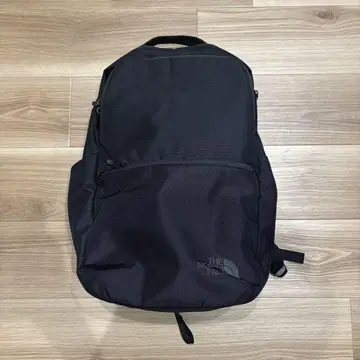 THE NORTH FACE 셔틀 데이팩 24L