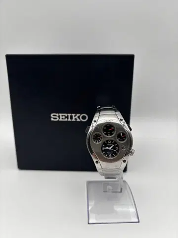 세계 한정판 1000도 세이코 스추라 키네틱 SBCG001