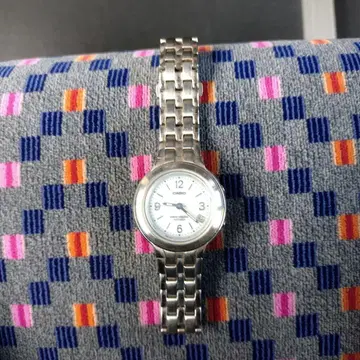 CASIO 쿼츠 손목시계 실버