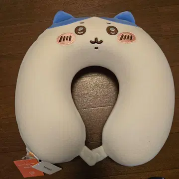 치이카와 (먼작귀) 하치와레 넥 필로우