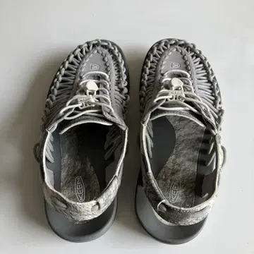 keen 샌들