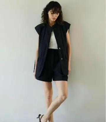 CLANE 클라네 PADDED MESH VEST