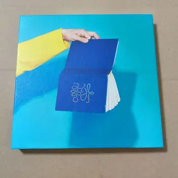 JONGHYUN 1 SHE IS CD 트레이딩 카드 없음