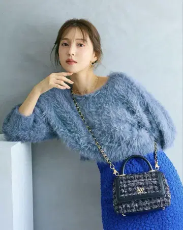 9월까지 가격 인하 로얄 파티 복슬복슬 라메 니트탑