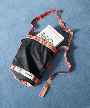 FREAK'S STORE 보드빌 나일론 로고 테이프 숄더백