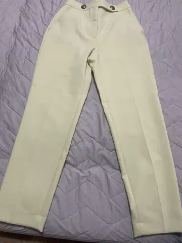 ZARA 연한 옐로우 컬러 슬랙스 XS