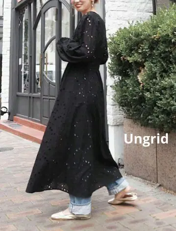 [ 새상품급 ] 언그리드 ungrid 코튼 롱 가운 블랙