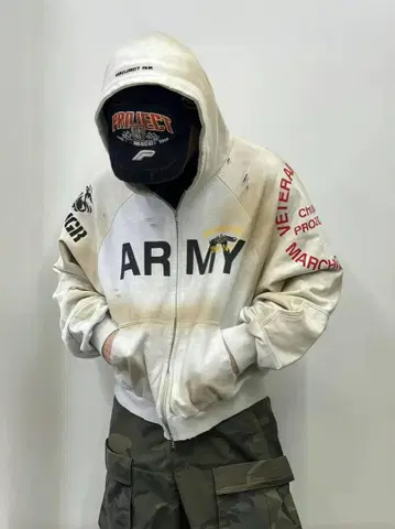 PROJECT G/R ARMY ZIP HOODIE SIZE 2