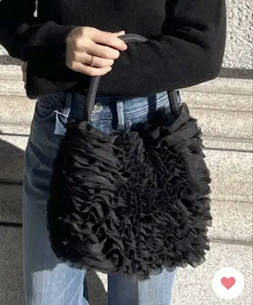JENNE 푸들백 프릴 블랙 핸드백 JENNE