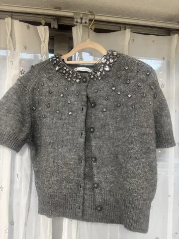 [ ZARA / 자라 ] 그레이 비쥬 큐빅 반팔 가디건