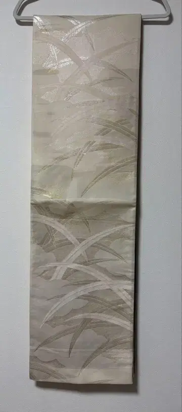 미사용 새상품 크림색 잎 무늬 샤 후쿠로 오비