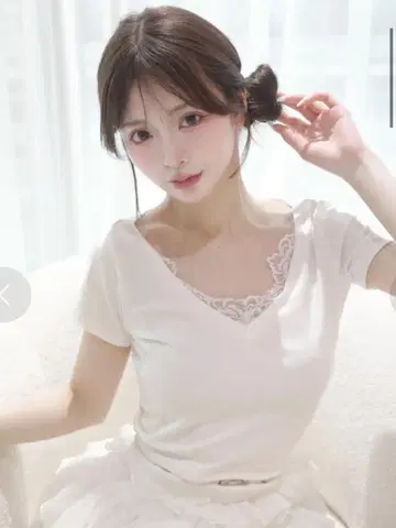 Darich 레이스 V넥 T셔츠 화이트