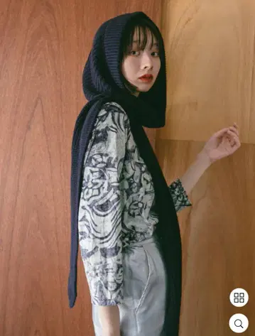 sahara Hood Knit Muffler