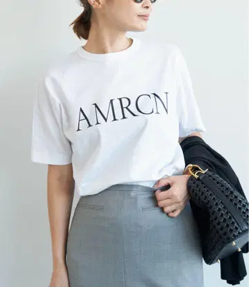 아메리카나 AMRCN 로고T셔츠