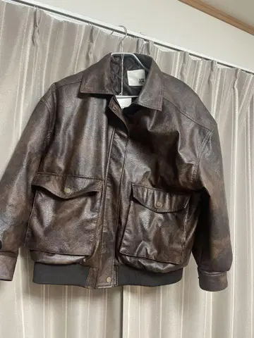 [ JaVa 자바 콜라보 ] 인조 가죽 블루종 포켓 부착 긴팔