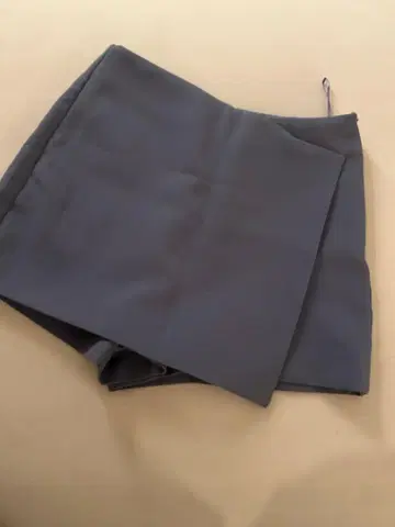 ZARA 숏팬츠