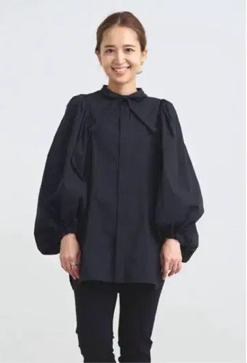 yori 리본 퍼프 슬리브 블라우스