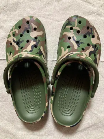 Crocs 카모플라쥬 사보 샌들 사이즈 7