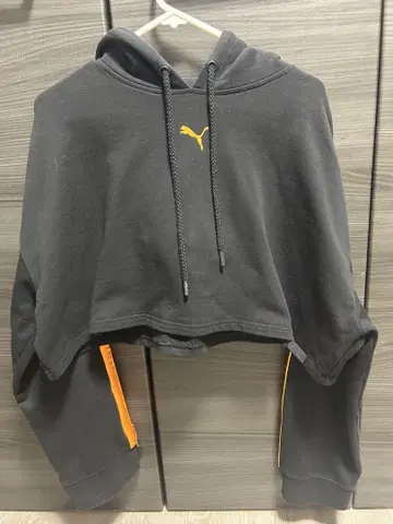 FENTYPUMA 리한나 콜라보 맨투맨