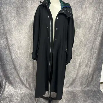 UN3D. 코트