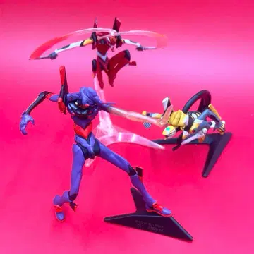 에반게리온 피규어 3종