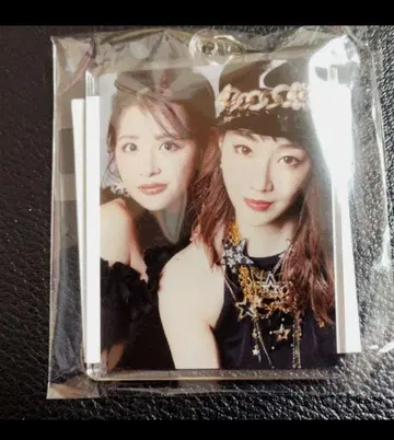쿠레나이 유즈루, 키사키 아이리 아크릴 키링