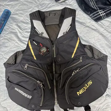 시마노 플로팅 베스트 VF-120W