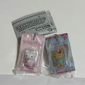 가챠 헬로키티 패키지 미니어처 컬렉션 2점 3