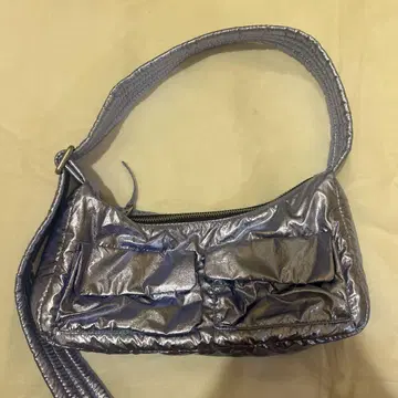 BAGGU 실버 숄더백 택 포함 새상품